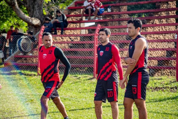 Julián Benítez será la gran atracción en el Nacional B