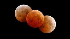Un eclipse total teñirá a la Luna de rojo la noche del domingo