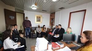 Diario HOY | Tres personas enfrentaran juicio por explotación ilegal de juegos de azar