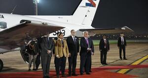 Presidente uruguayo Luis Lacalle Pou llegó a Paraguay