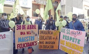 Docentes reclaman celeridad en el proceso de jubilación - Nacionales - ABC Color