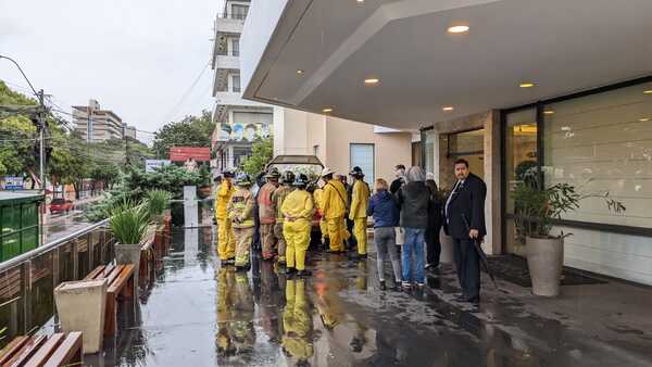 Diario HOY | Familiares y allegados participan del velorio del fiscal Pecci