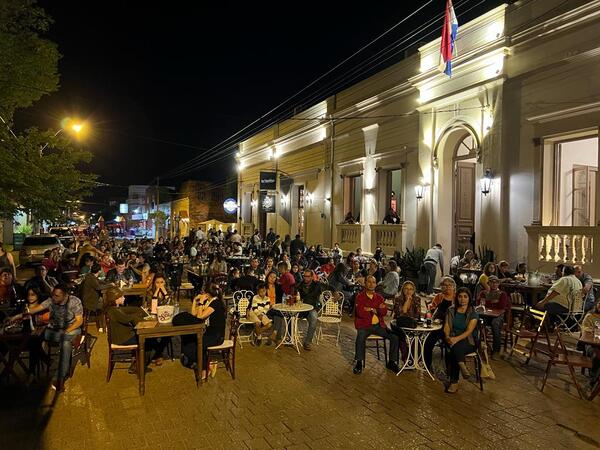 Exitosa peatonal gastronómica en Concepción