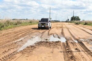 Eterno mal estado de ruta Yabebyry-Laureles - Nacionales - ABC Color