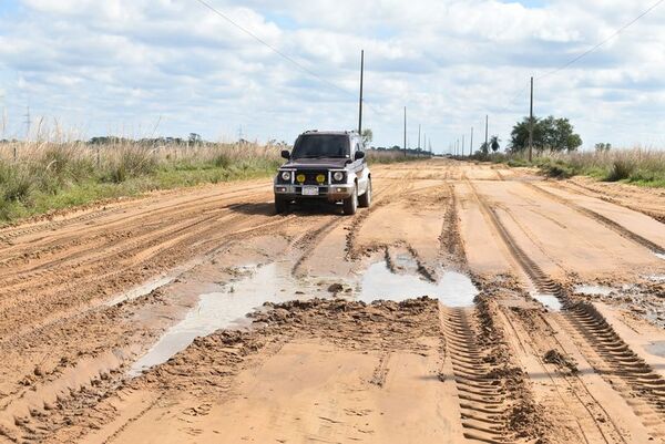 Eterno mal estado de ruta Yabebyry-Laureles - Nacionales - ABC Color