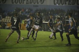 Guaireña FC vs. Resistencia: empate en el Parque - Fútbol - ABC Color