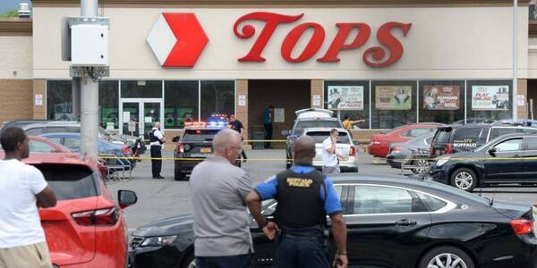 Crónica / Balacera jey en Estados Unidos: al menos 10 muertos