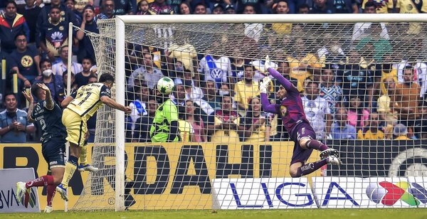 Versus / América, con Bruno Valdez en cancha, eliminó al Puebla de Antony Silva - PARAGUAYPE.COM