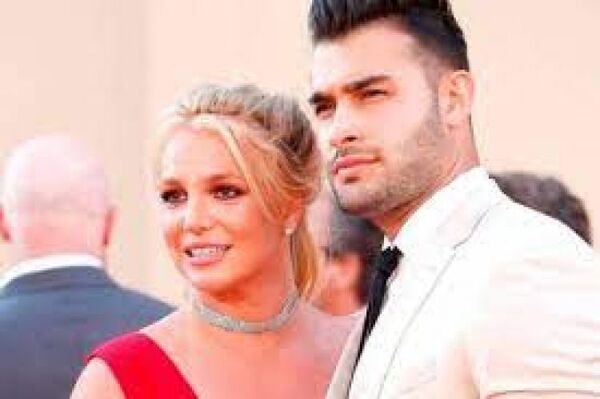 Britney Spears anuncia que perdió a su bebé tras un aborto espontáneo