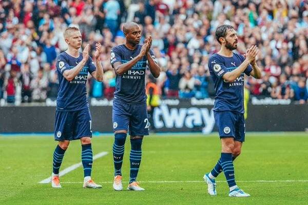 Crónica / El City empató y la definición de la Premier League está al rojo vivo