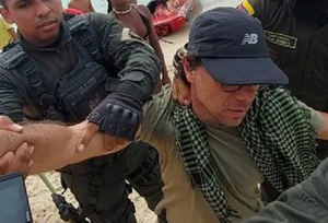 Policía de Colombia detiene a camarógrafo que cubre crimen del fiscal Pecci - Noticiero Paraguay