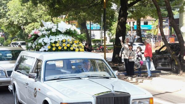 Familiares, amigos y allegados se despiden del fiscal Marcelo Pecci