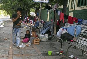 Indígenas acampan sobre Artigas esperando que el INDI cumpla su promesa - Nacionales - ABC Color