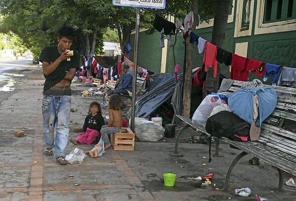 Indígenas acampan sobre Artigas esperando que el INDI cumpla su promesa - Nacionales - ABC Color