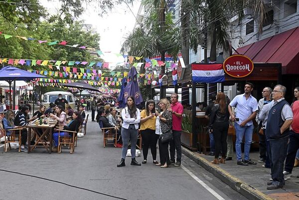 Día de la Madre con gran movimiento en centro de Asunción - Nacionales - ABC Color