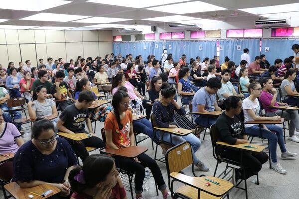Medicina UNA: nuevo examen de preselección será en julio - Nacionales - ABC Color