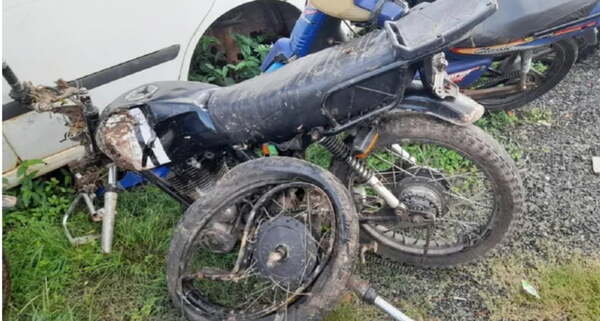 Un muerto tras choque de motocicletas en Coronel Oviedo - Noticiero Paraguay