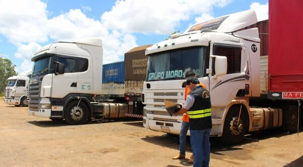 Camioneros amenazan con nuevo paro: exigen fijar porcentaje de ganancia