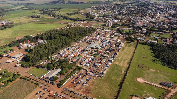 En Santa Rita piden poner fin a la mafia de los títulos falsos - La Clave