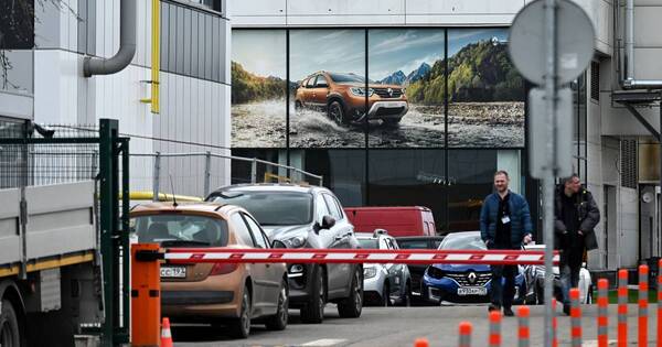 La Nación / Renault vendió sus activos en Rusia al Estado ruso