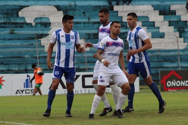 Sp. 2 de Mayo se hunde cada vez más con su sexta derrota en el torneo