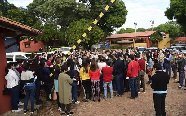 Nivel inicial vuelve a clases presenciales en colegio lambareño - Nacionales - ABC Color