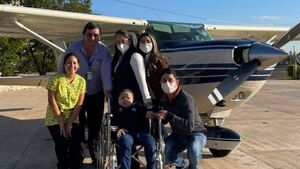 Enzo, el pequeño con leucemia, cumple su sueño de volar