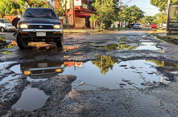 "Vivimos como chanchos" vociferan vecinos de barrio vip que denuncian a la Essap por calvario que lleva 14 días – La Mira Digital