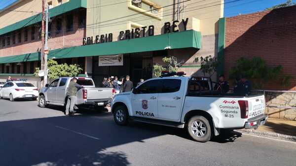 Suspenden clases en el Colegio Cristo Rey ante el hallazgo de una nota con una presunta amenaza de tiroteo - Megacadena — Últimas Noticias de Paraguay