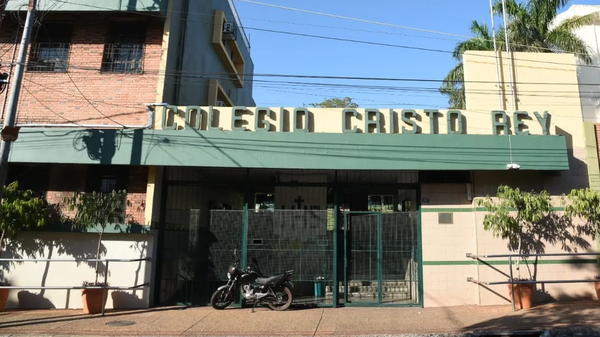 Colegio Cristo Rey suspende clases por supuesta amenaza de tiroteo - Noticiero Paraguay