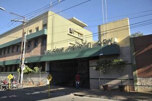 Suspenden clases en colegio “chuchi” de Asunción - Radio Imperio