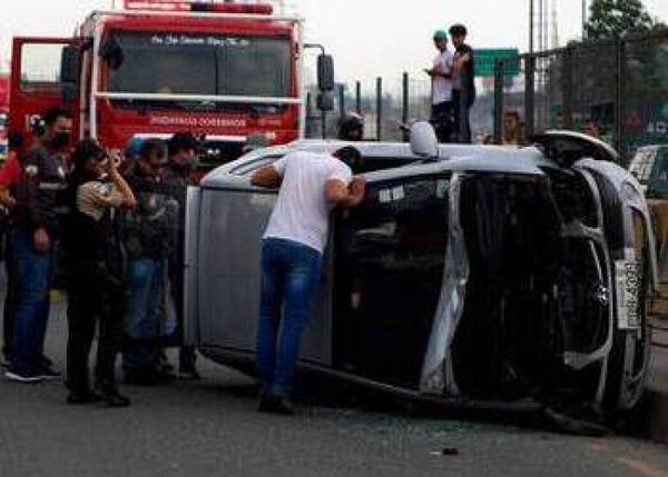 Récord de asesinatos de policías en Ecuador indica nueva etapa de violencia de bandas