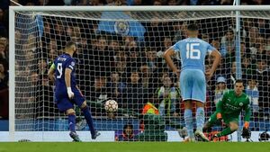 Benzema confiesa que esperó el momento para un Panenka