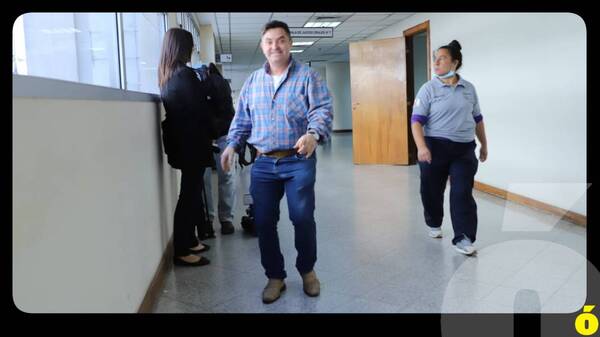 Crónica / [VÍDEO] Maxi Campana apareció por Tribunales y contó lo que pasó