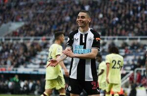 El Newcastle de Almirón castiga al Arsenal y lo aleja de la Champions