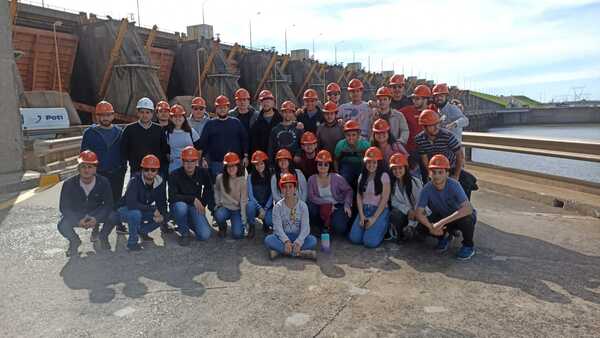 Aumentan visitas técnicas de estudiantes universitarios a Yacyretá y a la obra de Aña Cuá