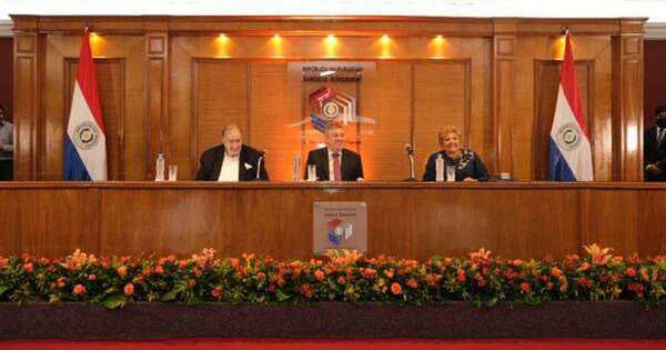 La Nación / Vacancia en el TSJE sigue en puja para el PLRA y tercera fuerza política en el Senado