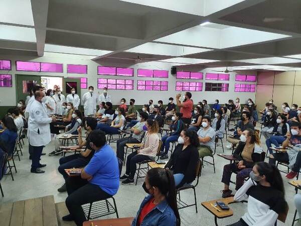 Inicia nuevo proceso de ingreso en la carrera de medicina de la UNA