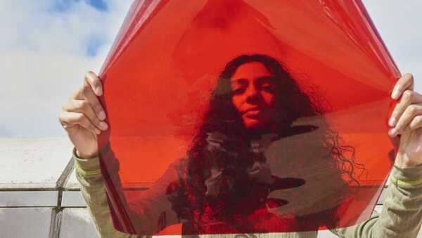 Diario HOY | "Persona menstruante": polémica en Chile por proyecto de ley que no dice "mujer"