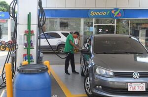 Emblemas privados anuncian otra suba del precio del combustible - Nacionales - ABC Color