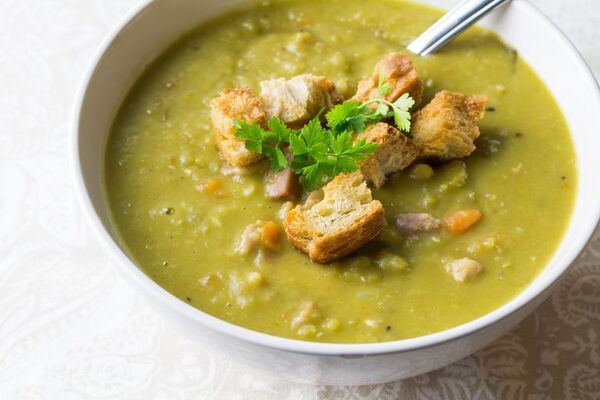 Mirá esta receta de sopa de arvejas y jamón ahumado - Gastronomía - ABC Color