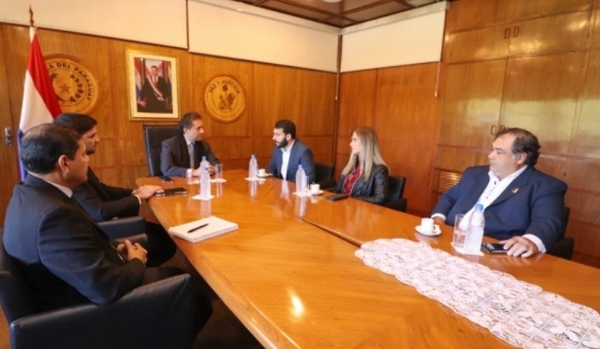 El MIC y la CAPPRO trabajan para dar mayor valor agregado y competitividad a las materias primas paraguayas