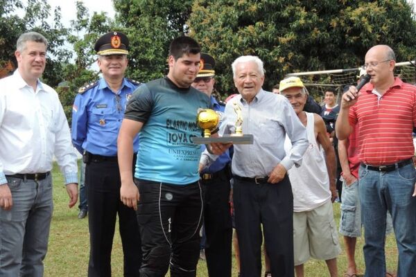 Luciano Cañete (h), el colorado más paraguayo - Radio Imperio