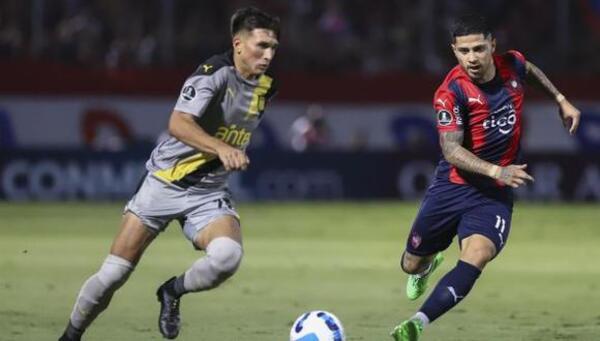 Libertadores: Cerro visita este martes a Peñarol en busca de la clasificación