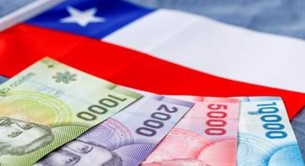 Asistencia social por COVID habría hecho crecer inflación en Chile, afirman | 1000 Noticias