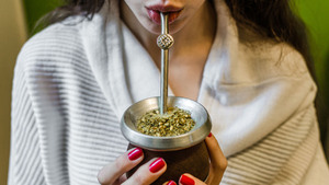 Diario HOY | Argentinos reemplazan una comida por el mate para “sentirse llenos”