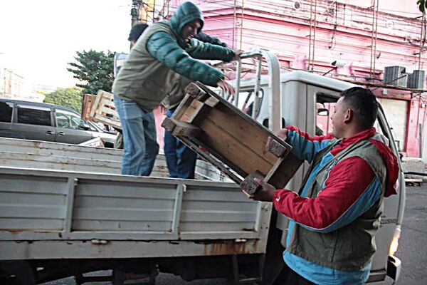 Funciona el operativo contra cuidacoches, dice Municipalidad de Asunción - Nacionales - ABC Color