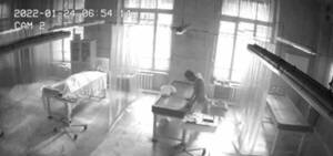 Crónica / “Revivió” en la morgue y se fue caminando: “muerto en serie”
