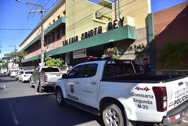 Colegio Cristo Rey seguirá con clases virtuales hasta recuperar la “calma” - Nacionales - ABC Color