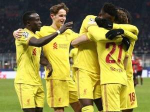 Crónica / Premier League: Liverpool ganó y quedó a un punto del City a falta de una fecha